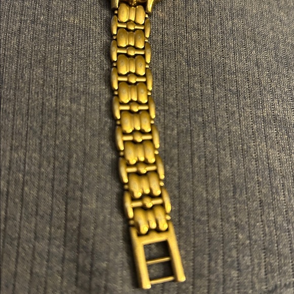 Tissot Gold-Tone Ladies Watch - Picture 8 of 9